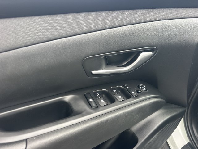 Used 2023 Hyundai Tucson SEL w/ Convenience Package AWD/4WD image 21