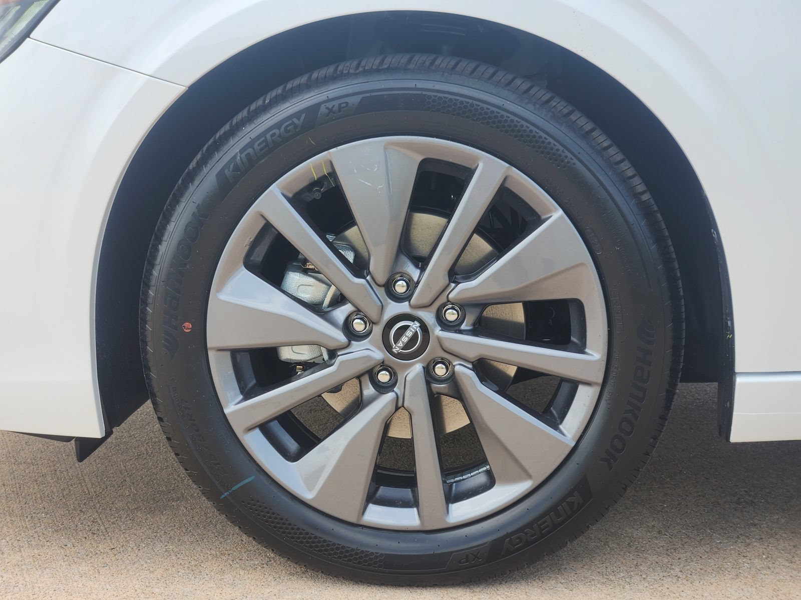 New 2026 Nissan Sentra SL w/ Floor Mat Package FWD image 11