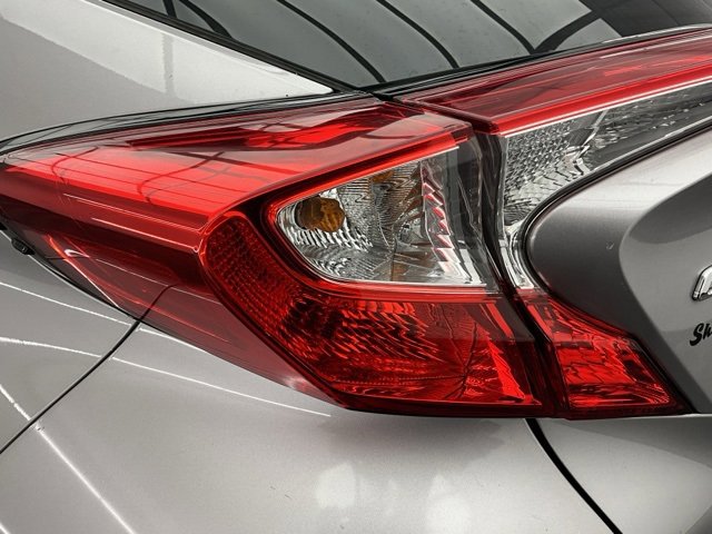 Used 2019 Toyota C-HR XLE image 24