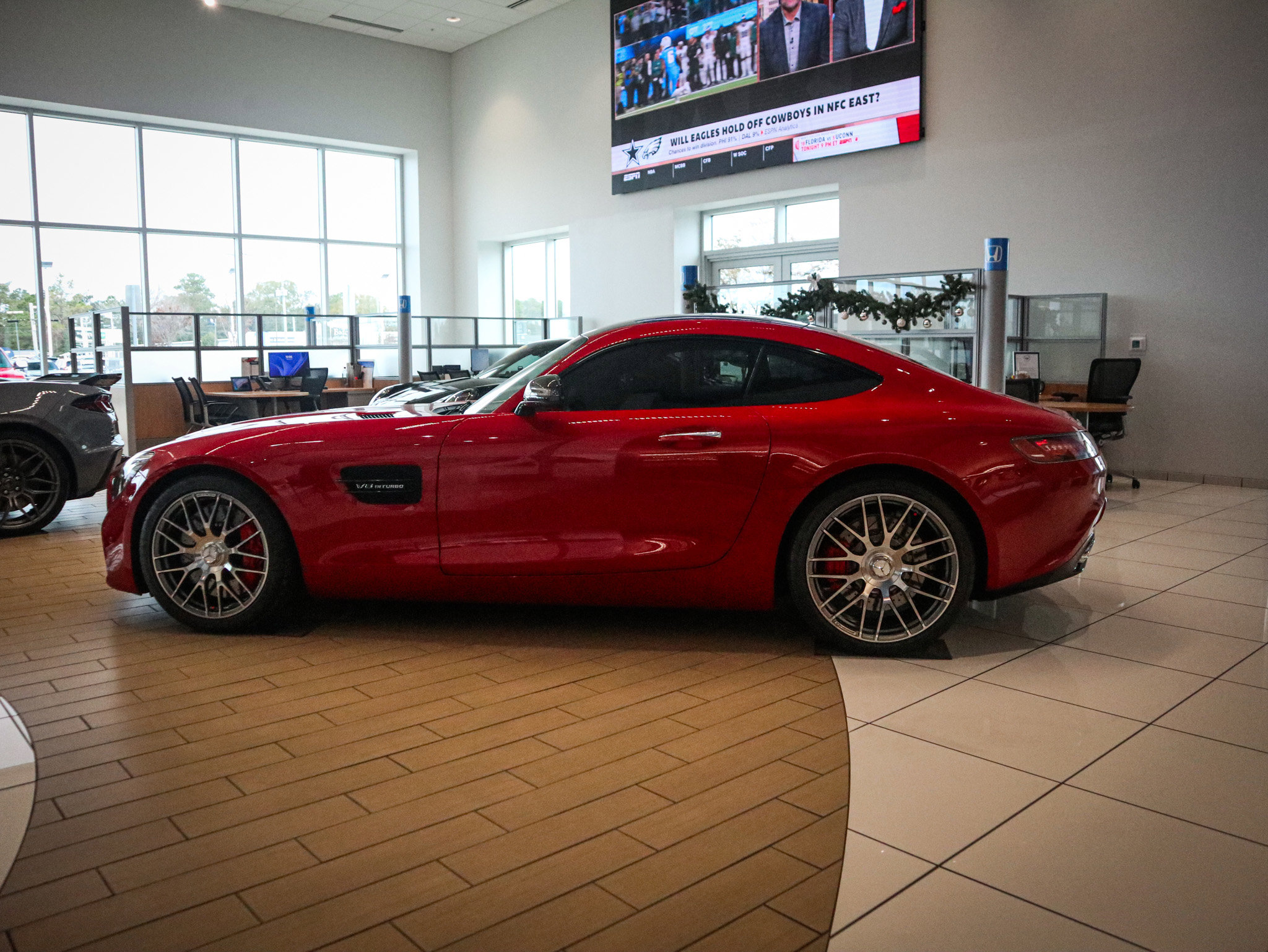 Used 2018 Mercedes-Benz AMG GT S image 40