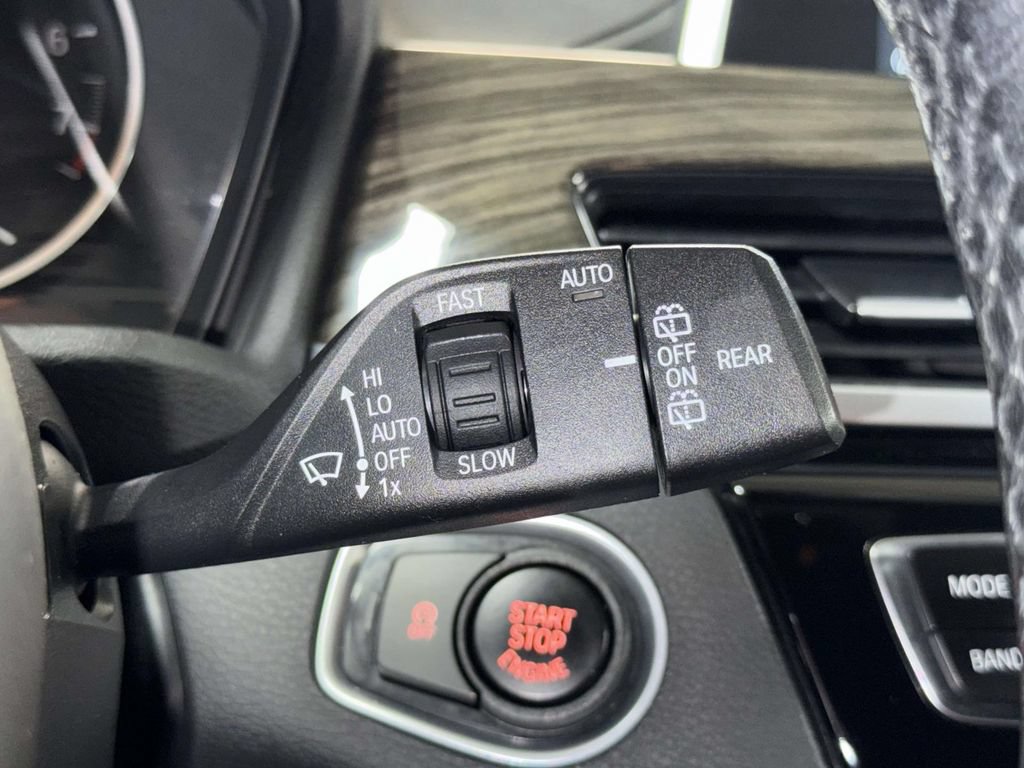 Used 2018 BMW X1 xDrive28i AWD/4WD image 30
