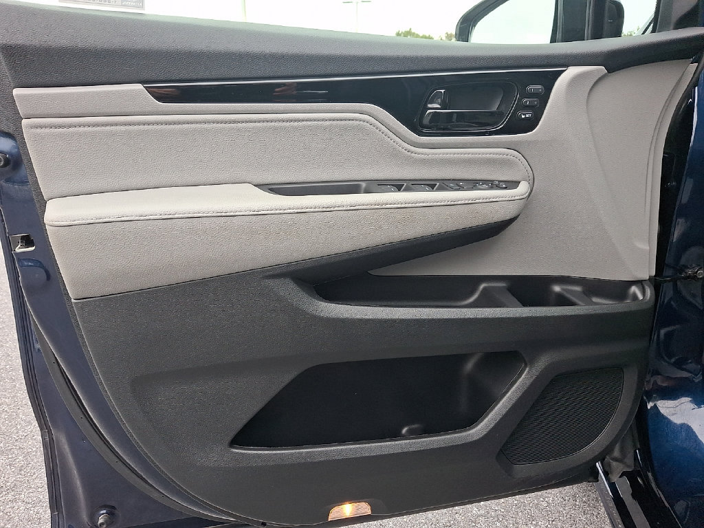 Used 2024 Honda Odyssey Elite image 14