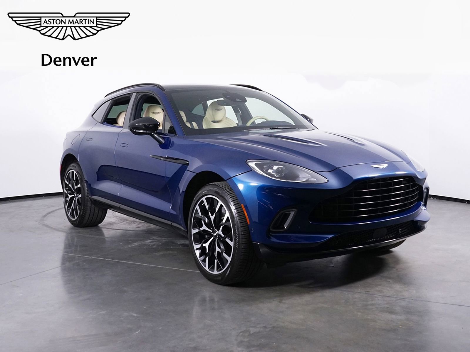 Used 2021 Aston Martin DBX image 10