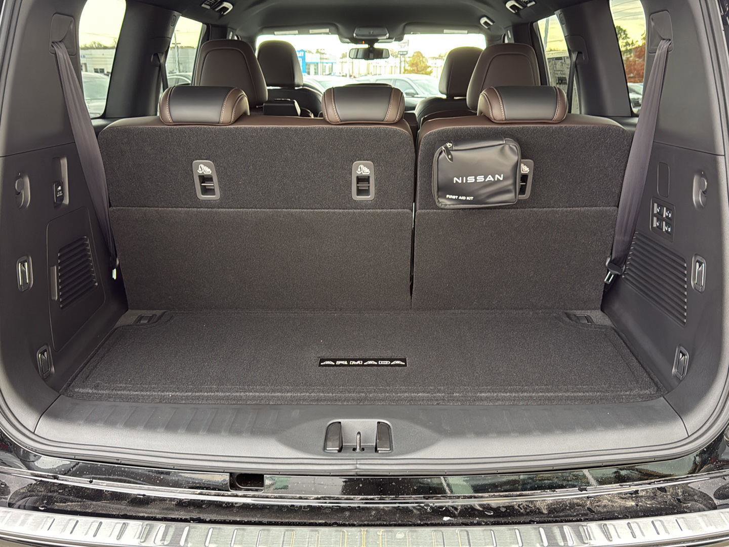 New 2026 Nissan Armada SL w/ Convenience Package image 9