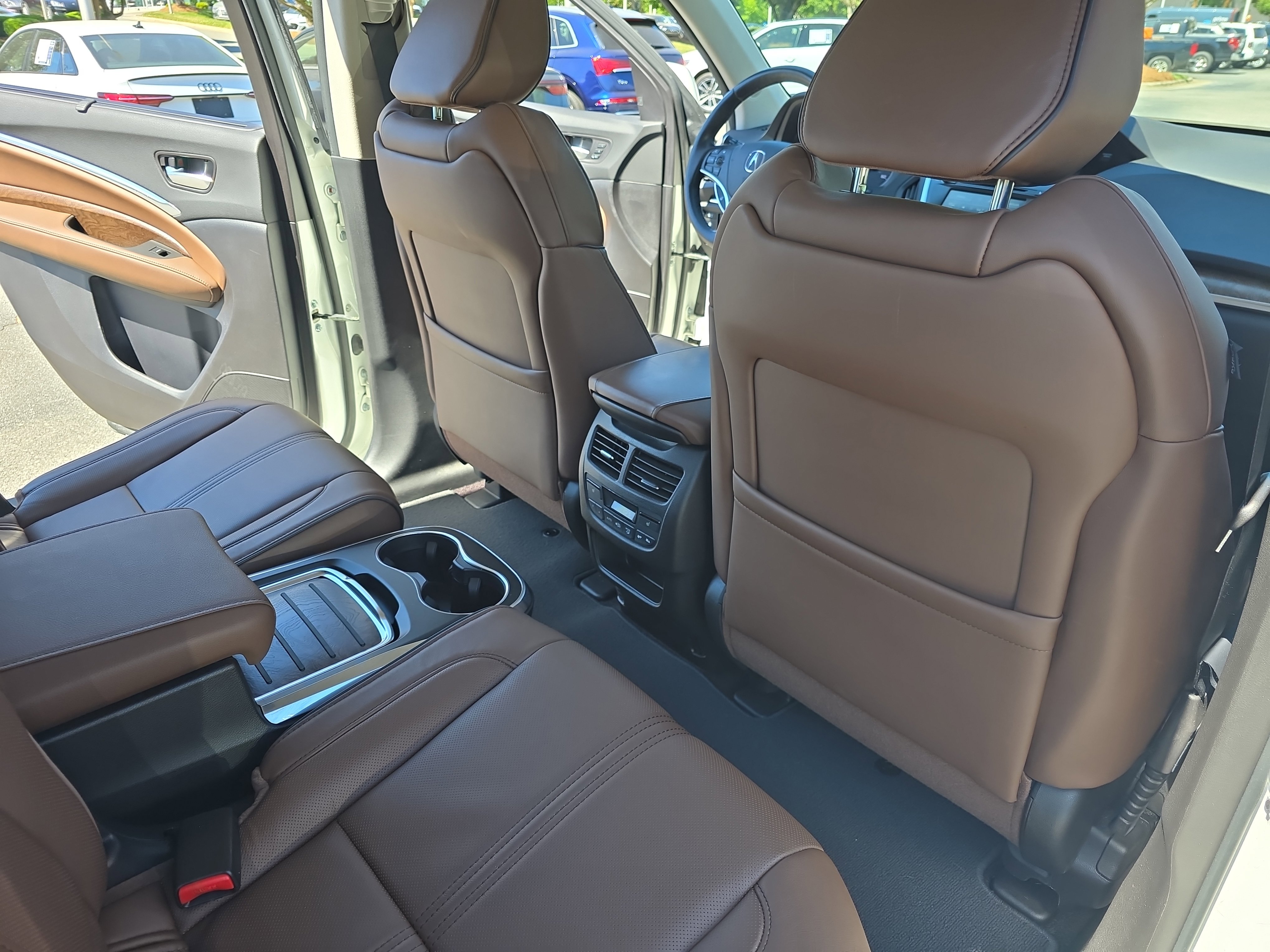 Used 2017 Acura MDX SH-AWD w/ Advance Package image 11