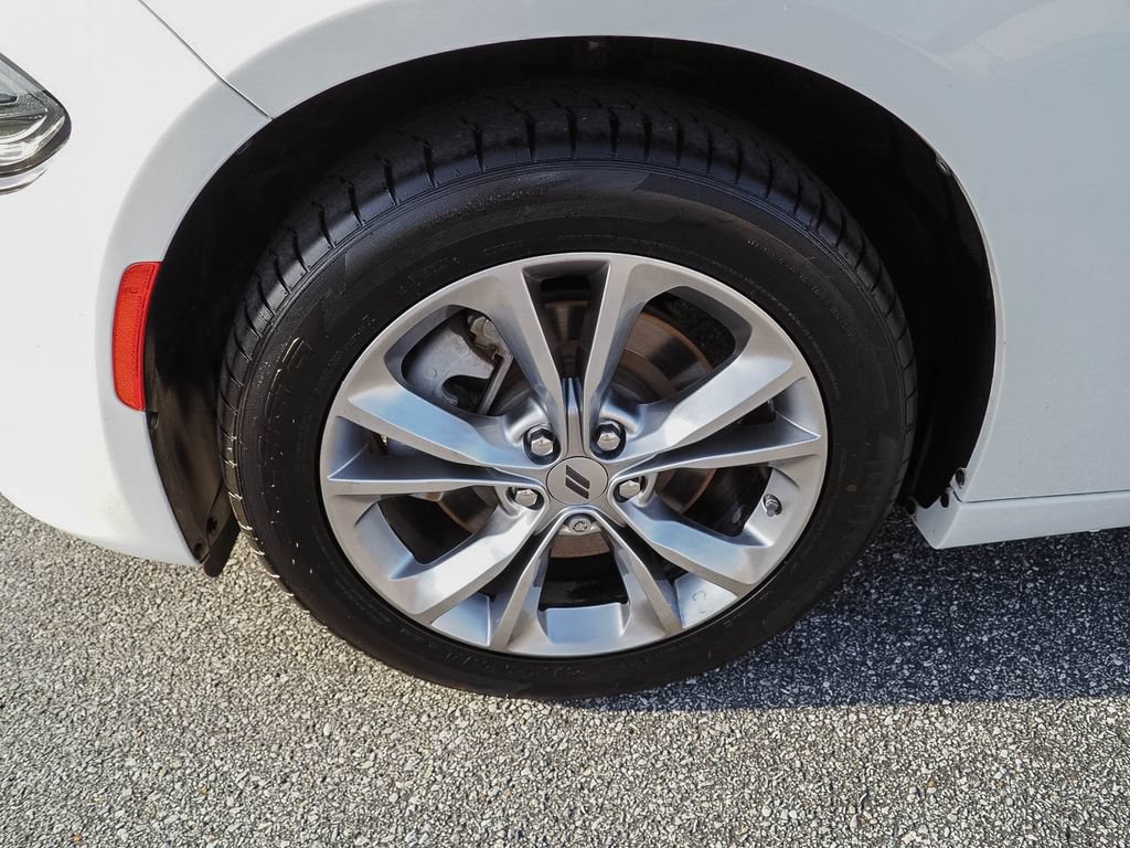 Used 2022 Dodge Charger SXT AWD/4WD image 31