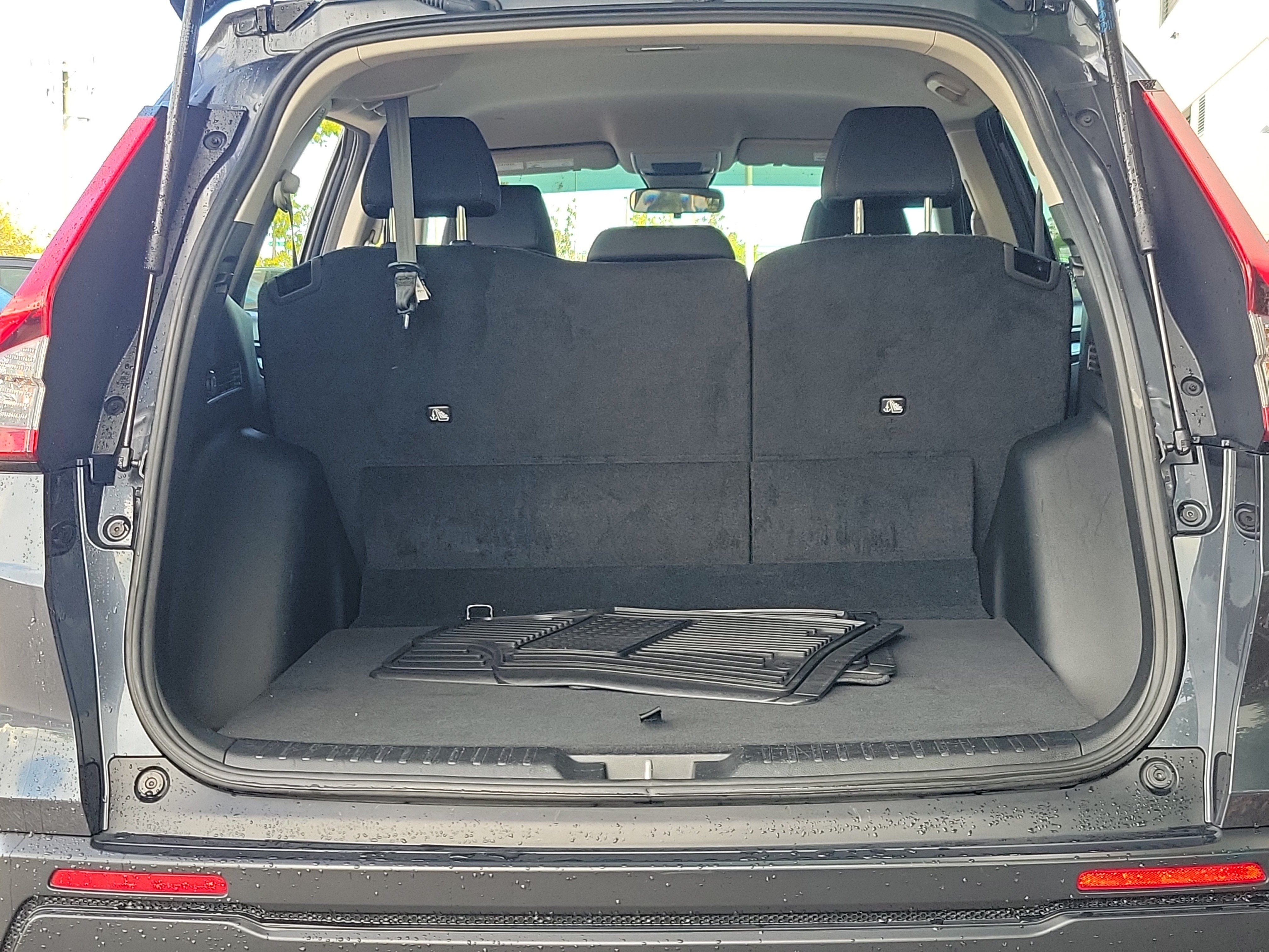 Used 2024 Honda CR-V LX image 9