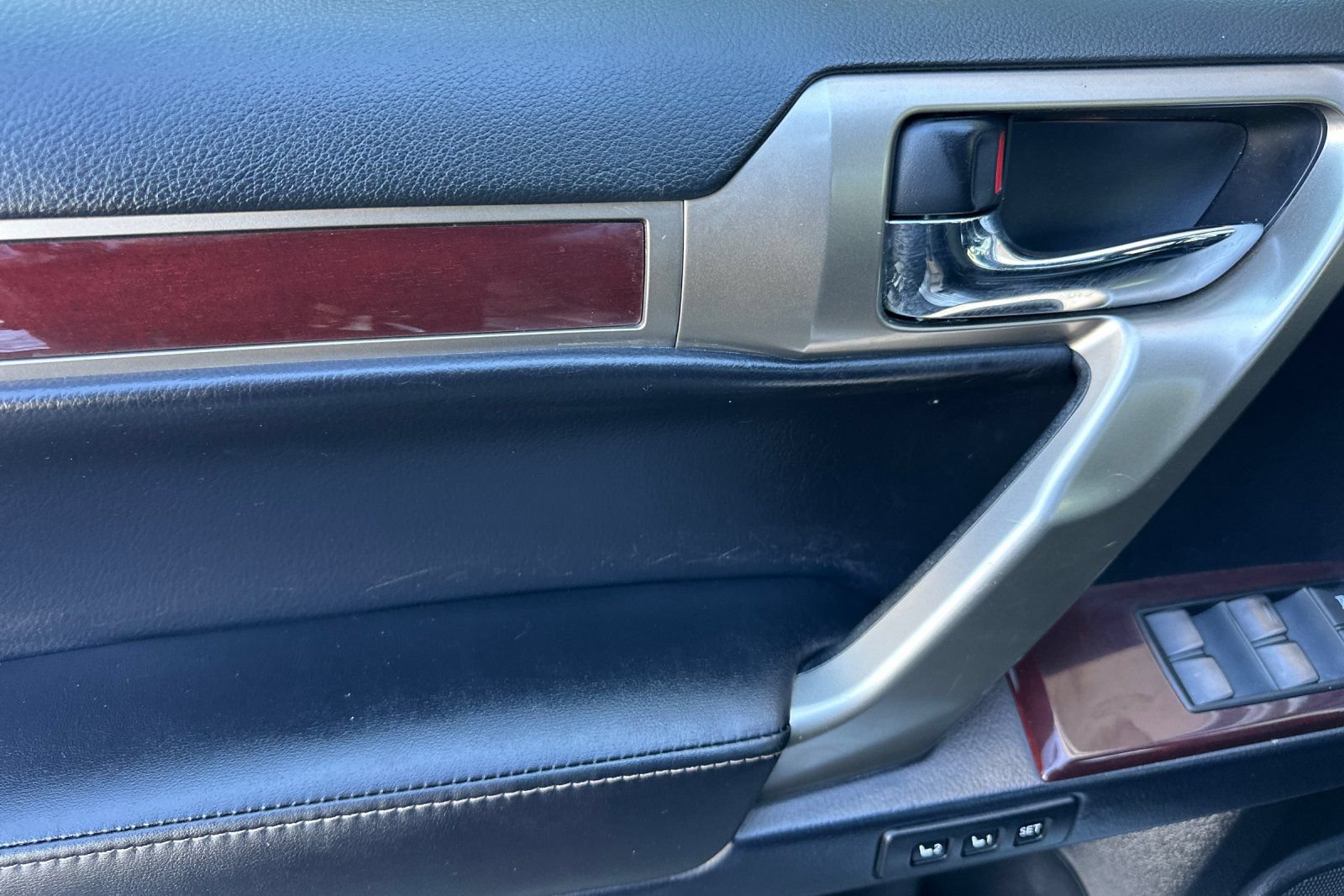 Used 2019 Lexus GX 460 Luxury AWD/4WD image 11