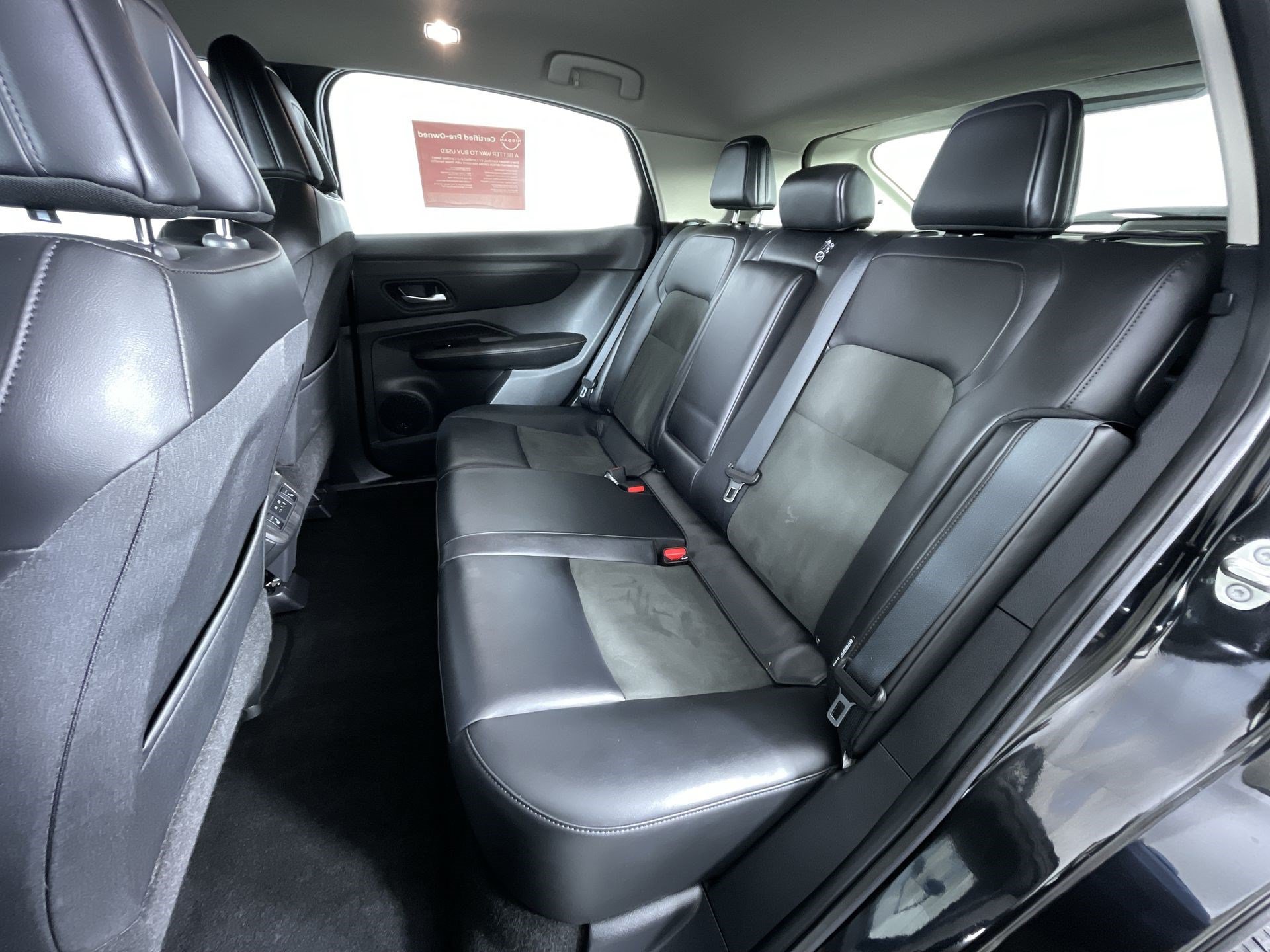 Certified 2024 Nissan Ariya AWD image 23