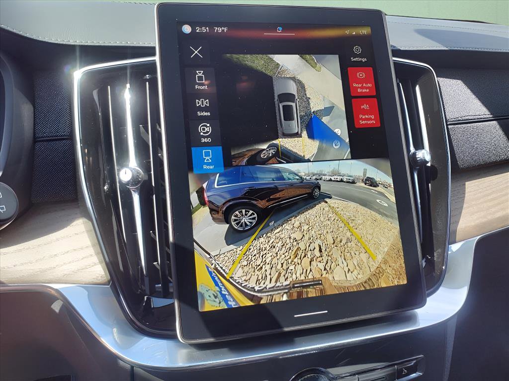 Used 2025 Volvo XC90 T8 Plus w/ Protection Package Premier image 18