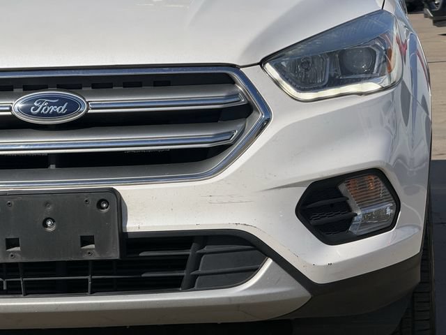 Used 2017 Ford Escape Titanium AWD/4WD image 9