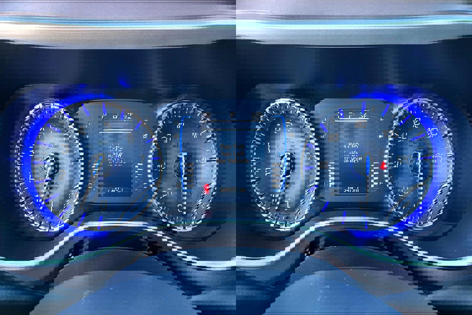 Used 2017 Chrysler Pacifica LX w/ Tire & Wheel Group image 14