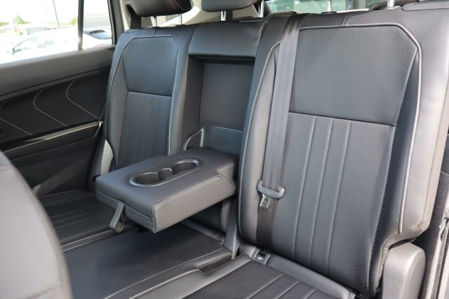 Used 2022 Volkswagen Tiguan SE image 14