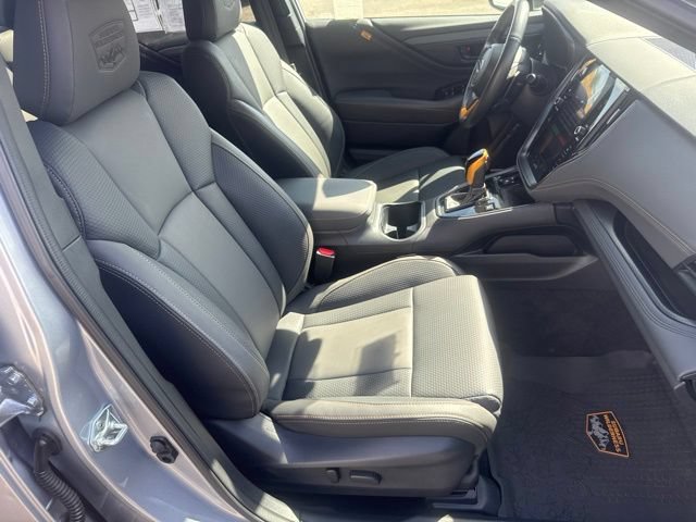 Used 2025 Subaru Outback Wilderness w/ Wilderness Package AWD/4WD image 29
