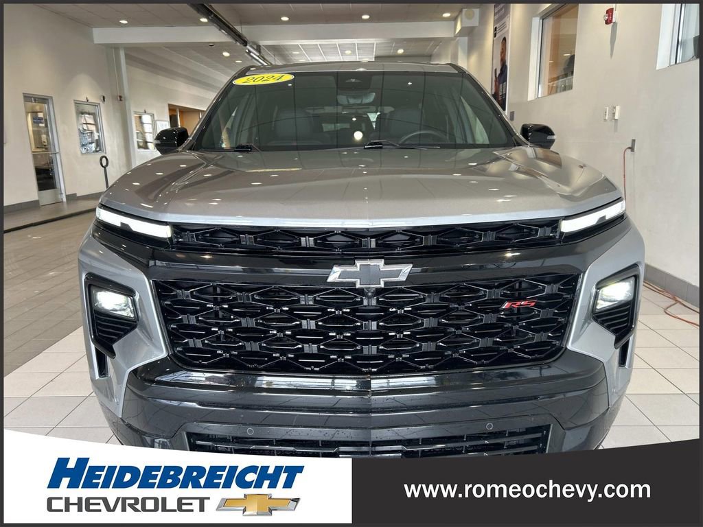 Used 2024 Chevrolet Traverse RS w/ LPO, Floor Liner Package image 41