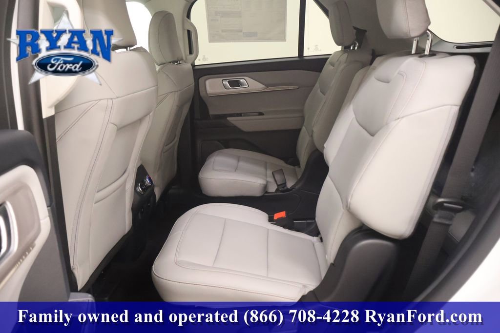 New 2026 Ford Explorer Active w/ Active Comfort Package image 11