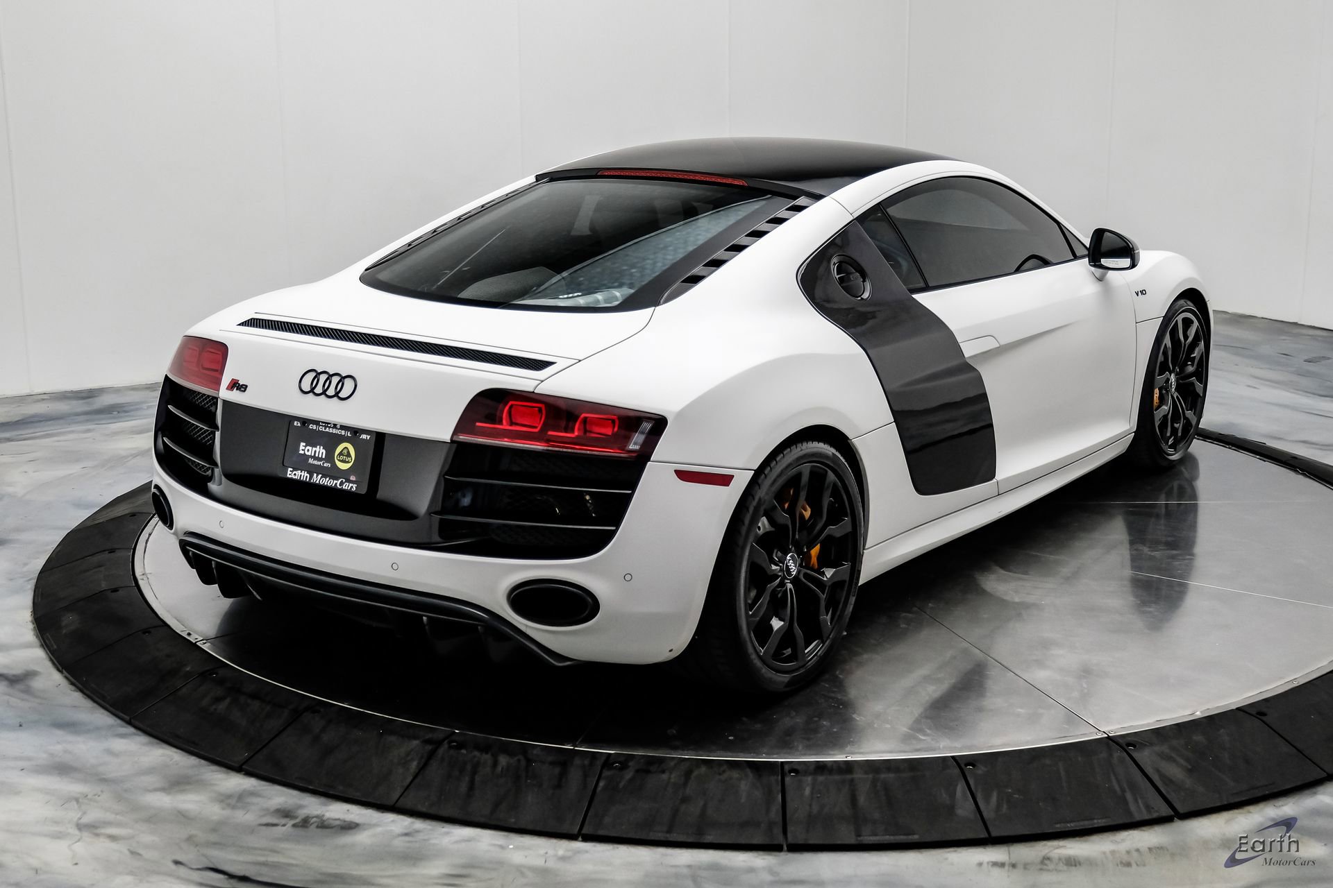 Used 2010 Audi R8 V10 image 22