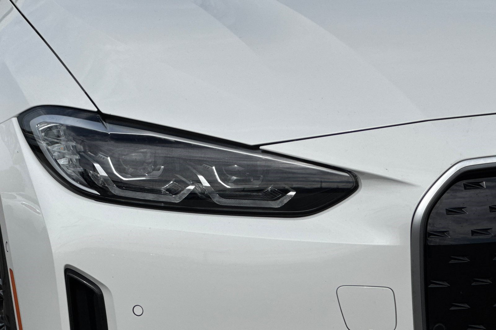 Certified 2023 BMW i4 eDrive40 w/ Premium Package RWD image 11