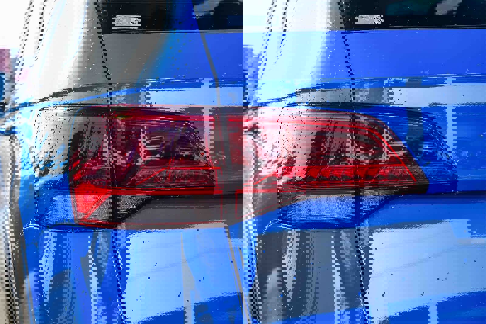 Used 2022 Volkswagen Taos SE image 6