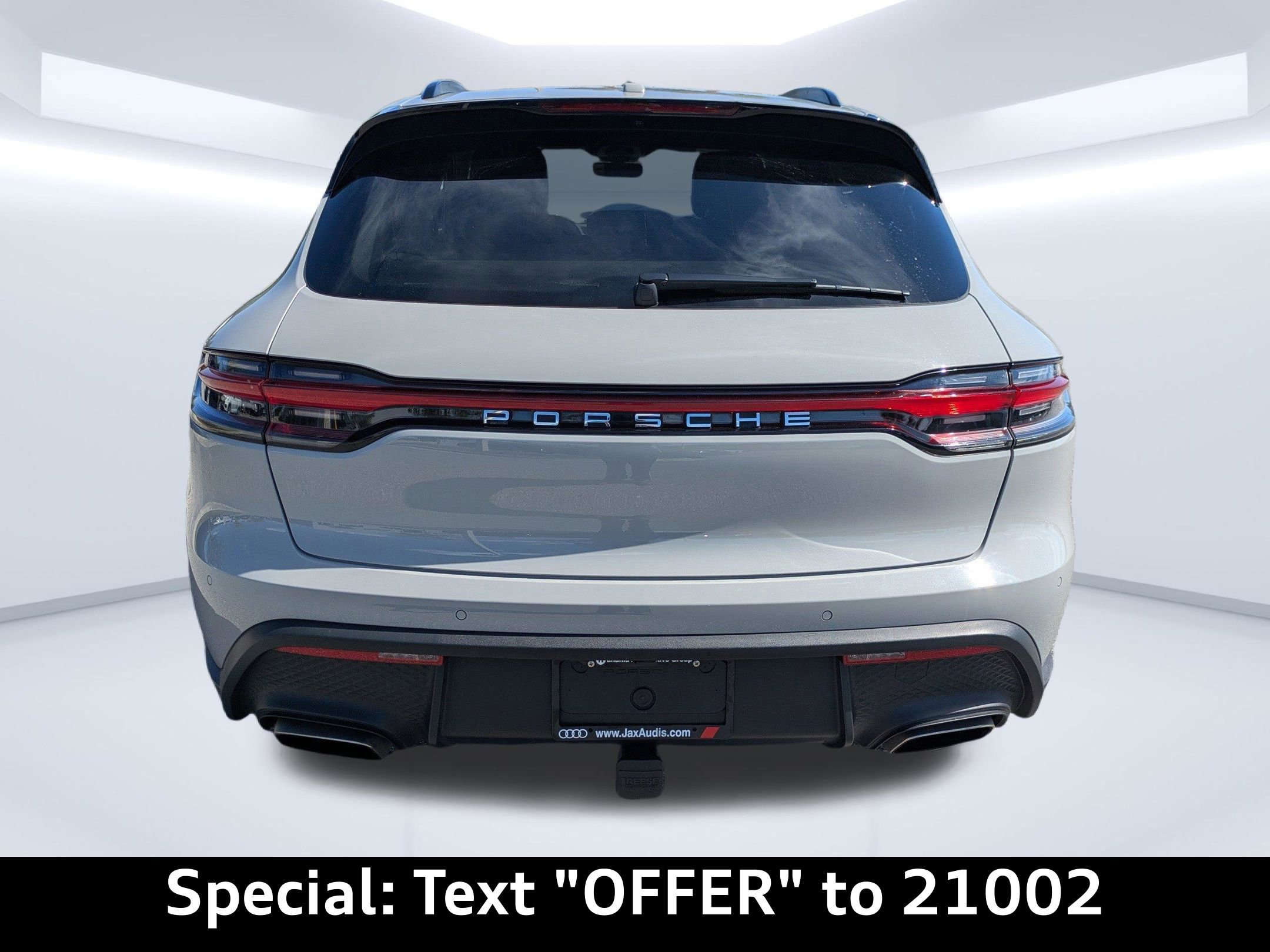 Used 2022 Porsche Macan image 5