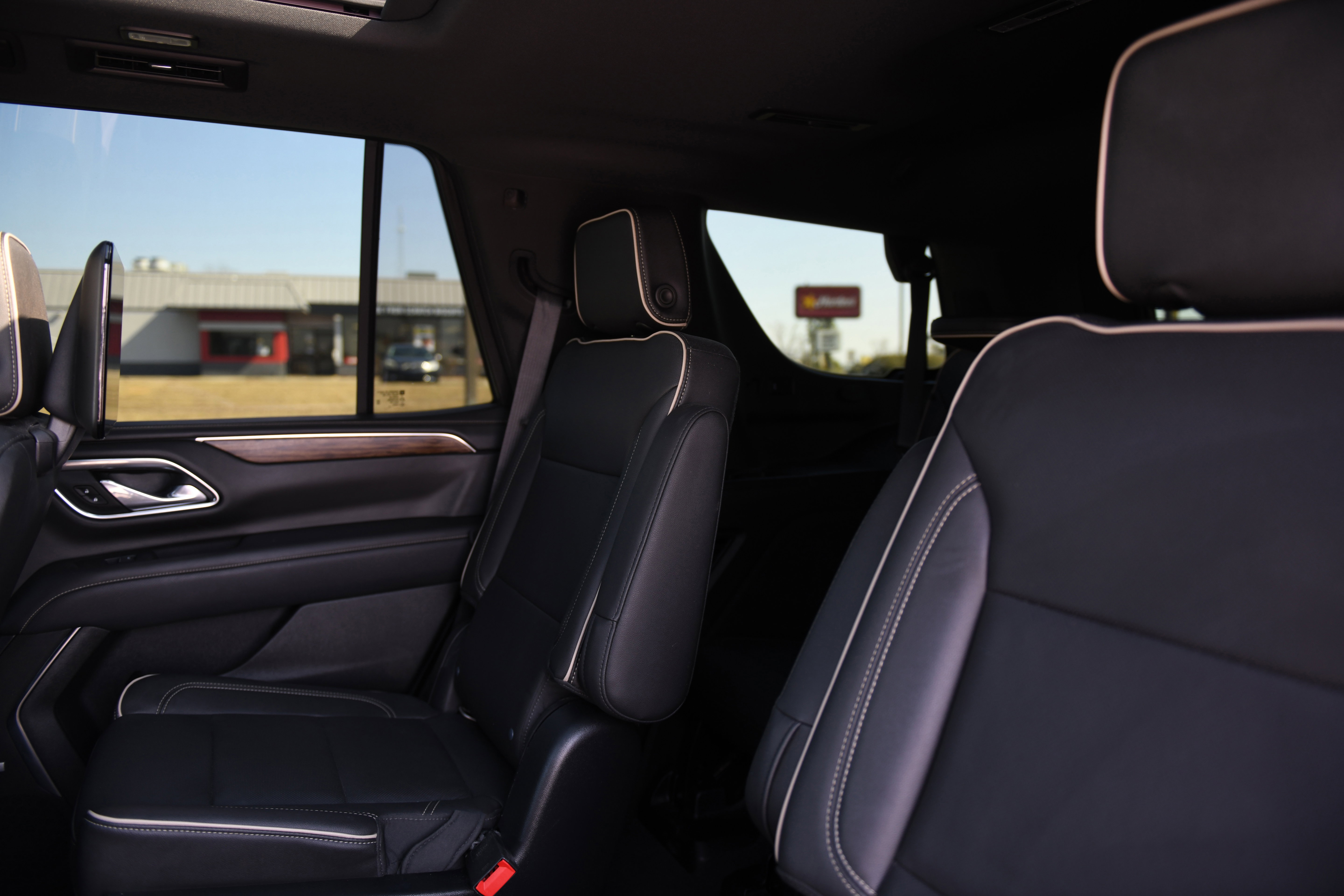 Used 2021 Chevrolet Tahoe Premier image 12