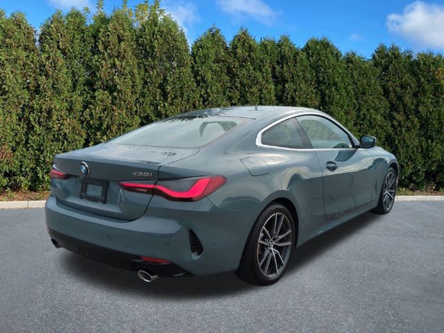 Used 2025 BMW 430i xDrive Coupe w/ Premium Package AWD/4WD image 4