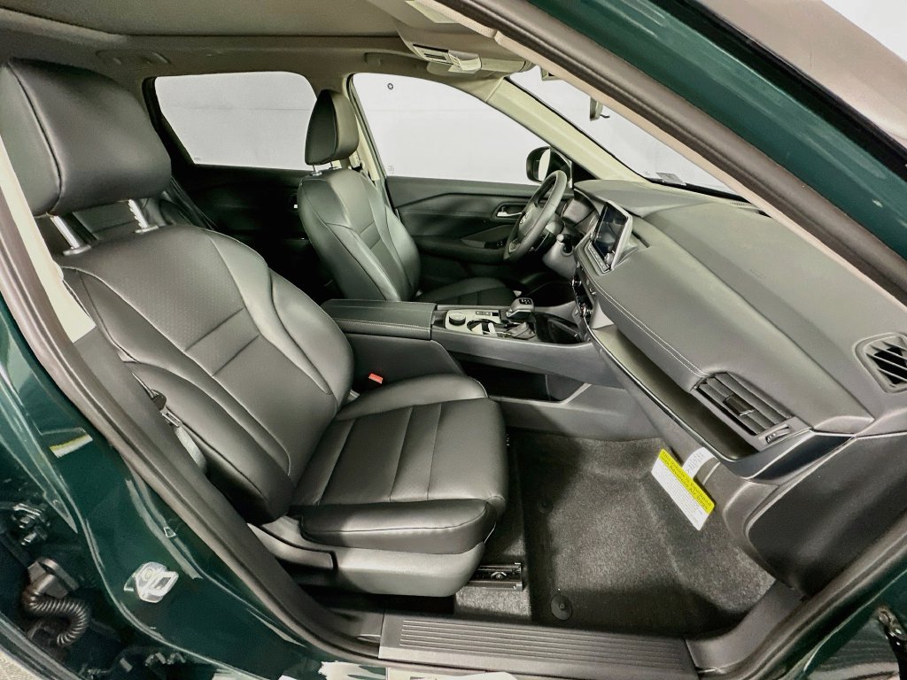 New 2027 Nissan Rogue Dark Armor AWD/4WD image 36