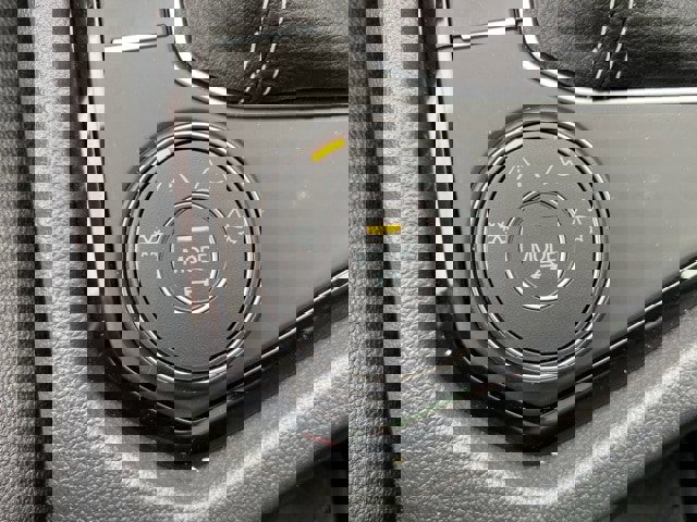 New 2024 Volkswagen Taos SE image 46