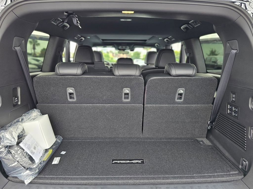 New 2025 Nissan Armada PRO-4X w/ Pro-4X Premium Package image 10