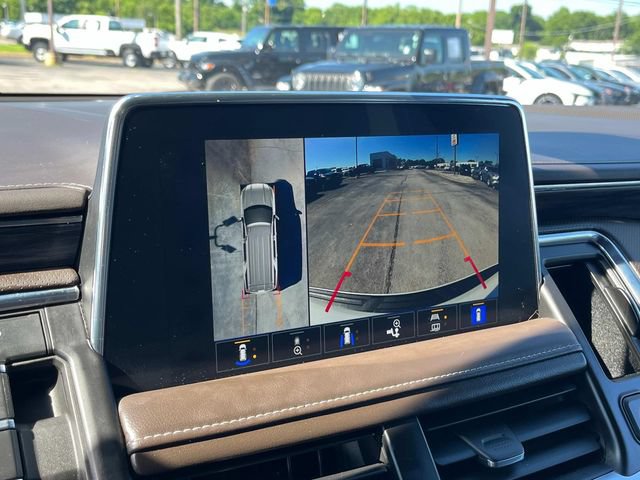 Used 2023 GMC Yukon XL SLT w/ SLT Premium Package AWD/4WD image 38