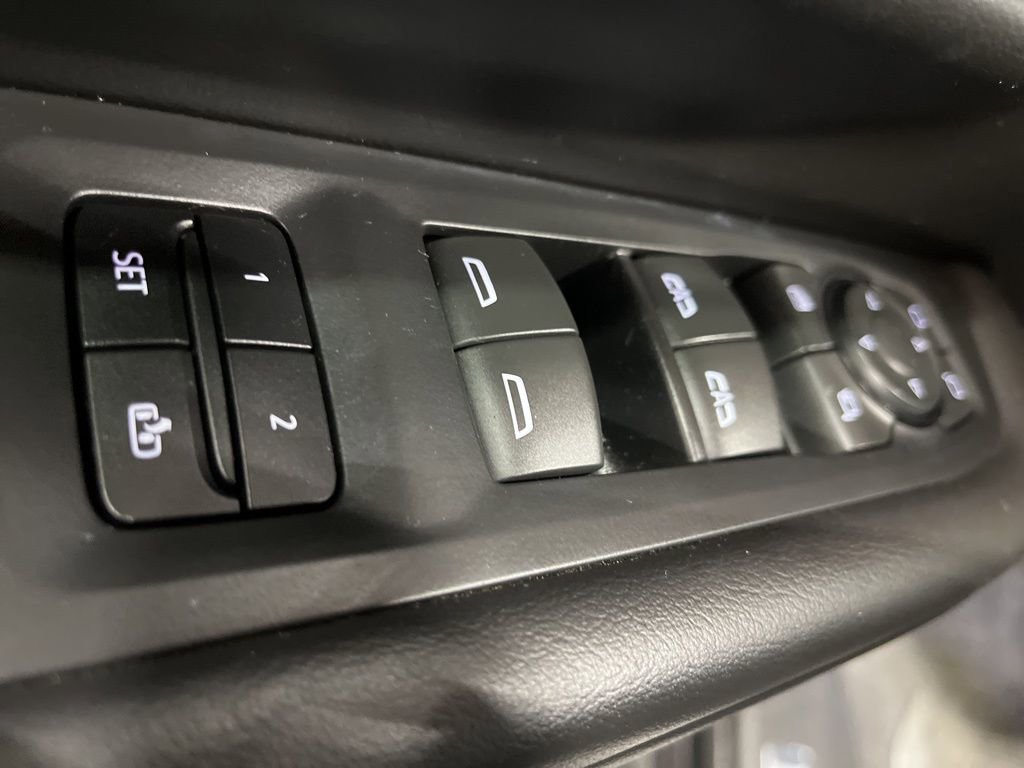 Certified 2024 Chevrolet Suburban Z71 w/ Off-Road Capability Package image 15