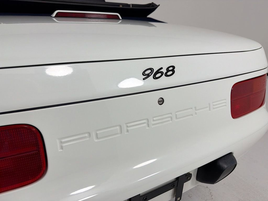 Used 1992 Porsche 968 Cabriolet RWD image 12