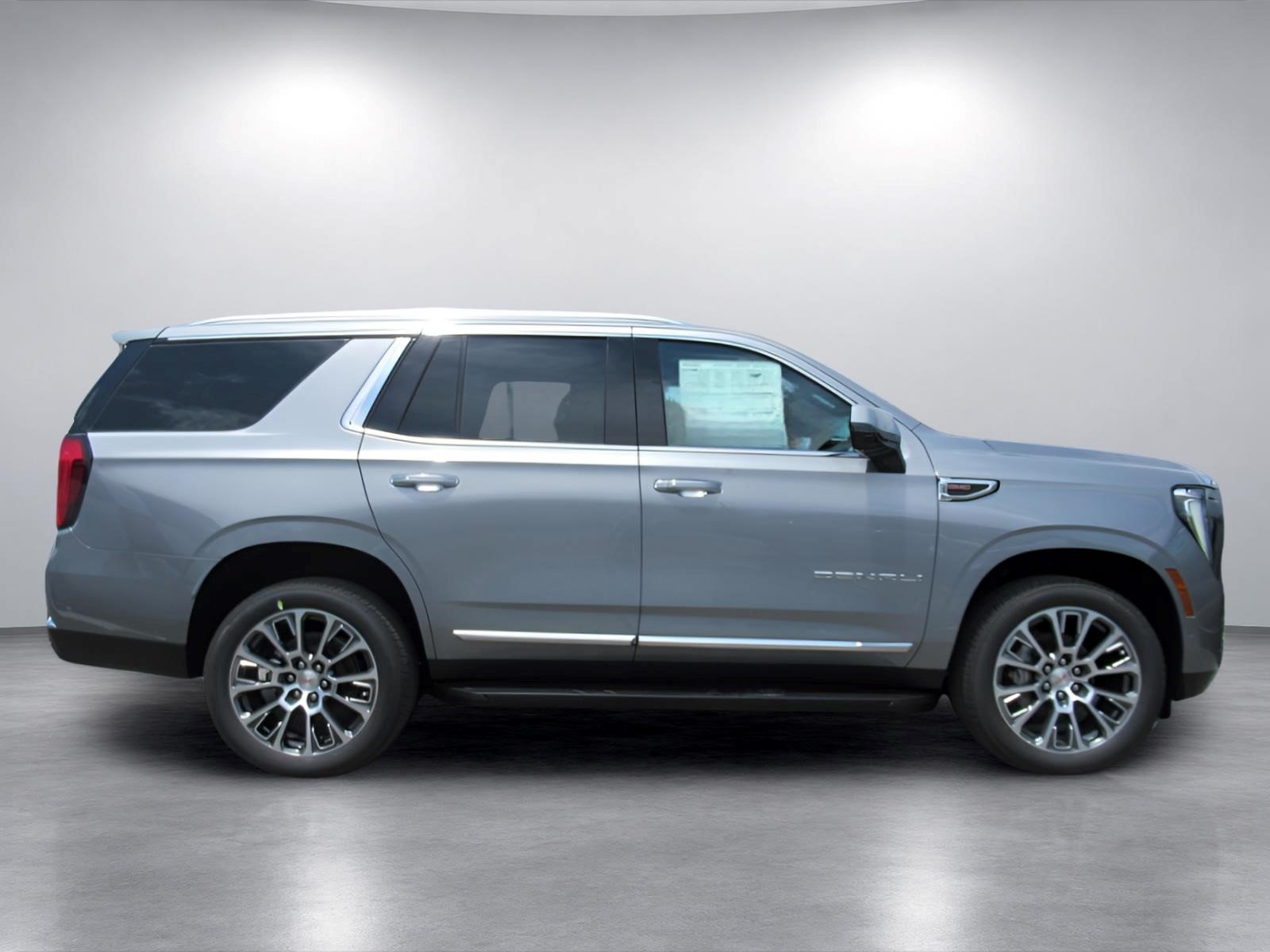 New 2026 GMC Yukon Denali w/ Advanced Technology Package RWD image 2