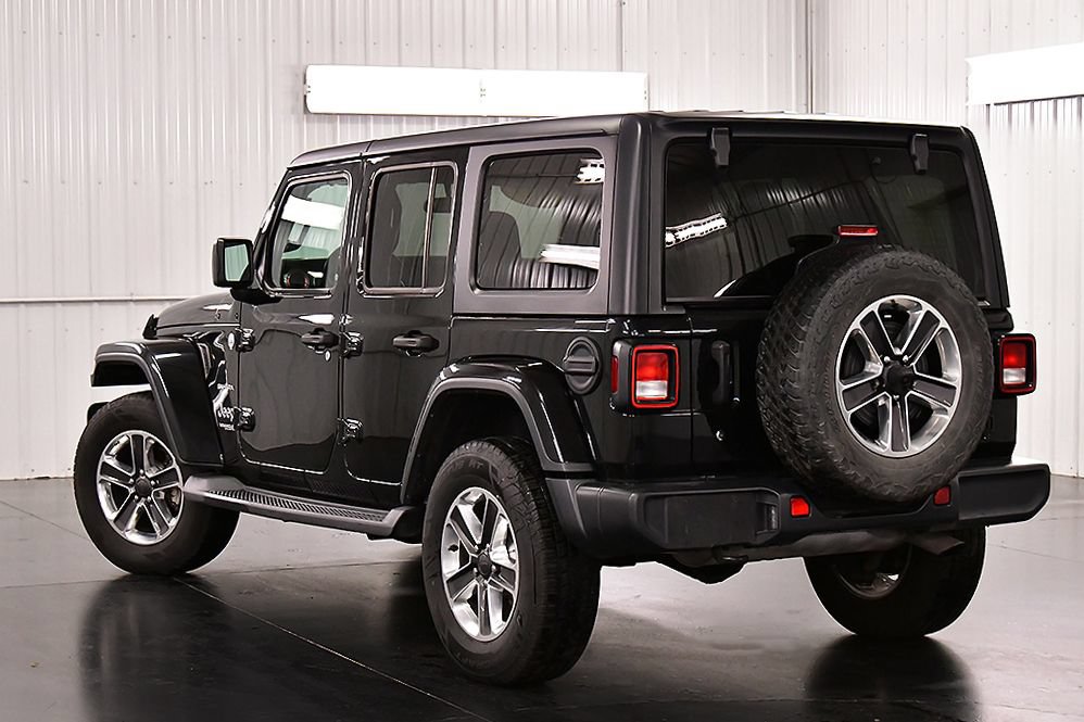 Used 2019 Jeep Wrangler Unlimited Sahara AWD/4WD image 5