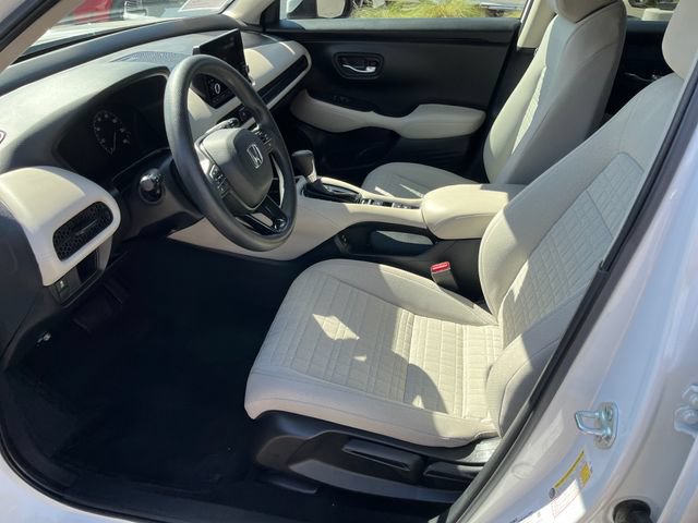 Certified 2025 Honda HR-V LX image 3