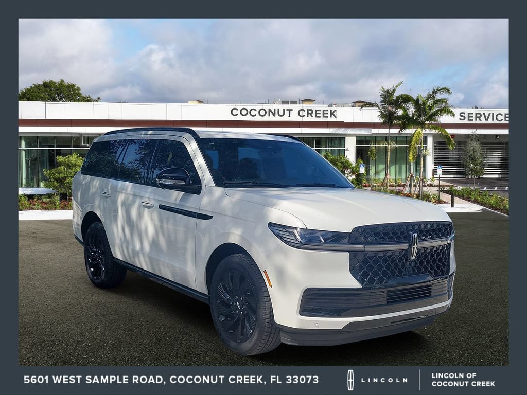 New 2025 Lincoln Navigator Reserve w/ Jet Appearance Package AWD/4WD image 1