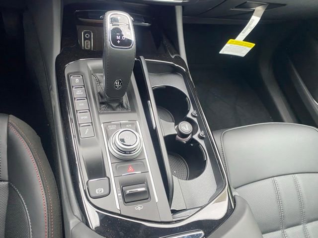 Used 2024 Maserati Levante GT Ultima image 33