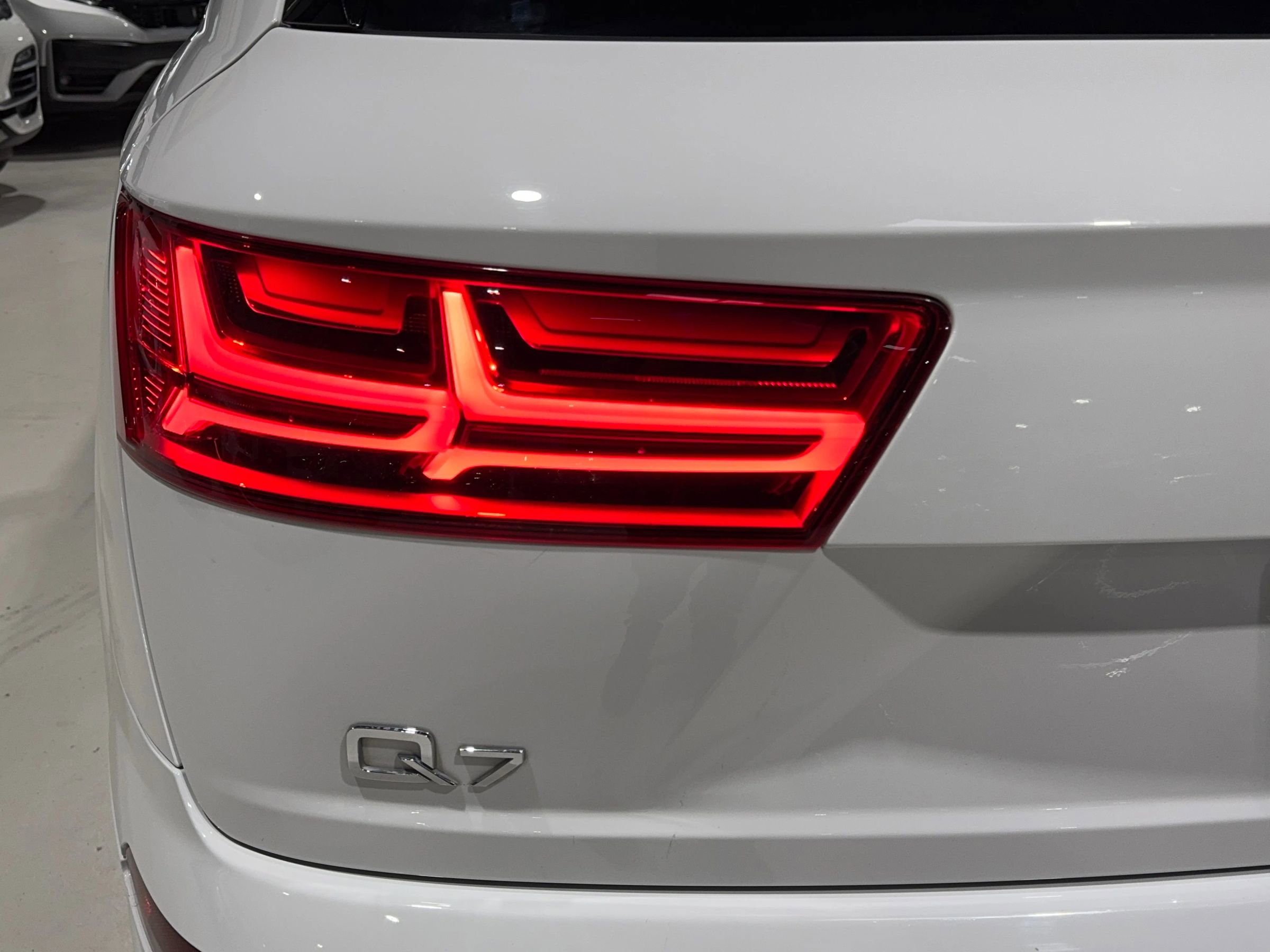 Used 2019 Audi Q7 3.0T Premium w/ Convenience Package image 24