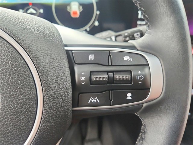 Used 2025 Kia Sportage SX image 25