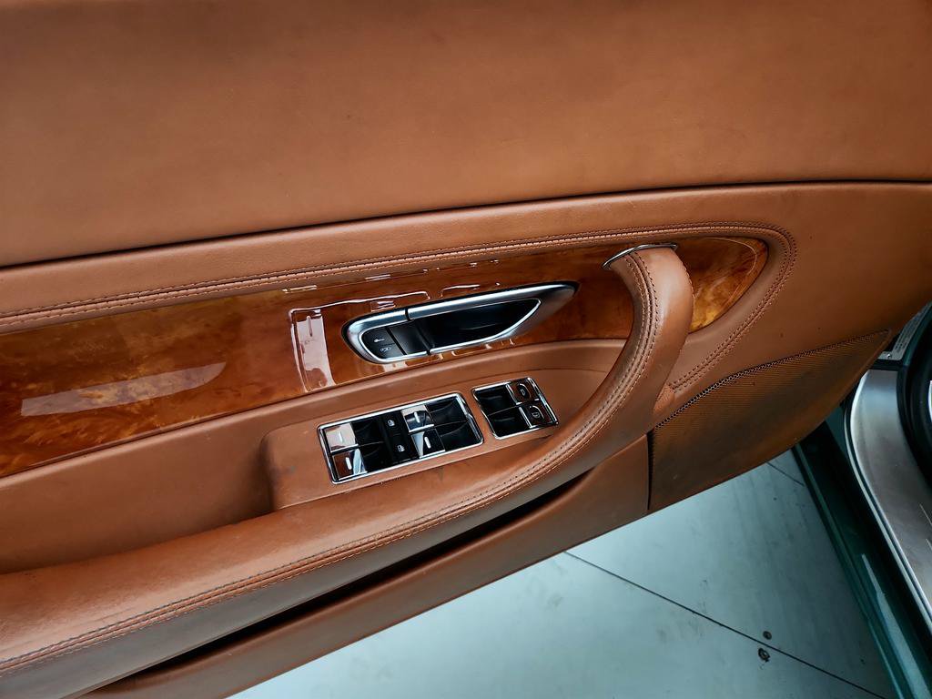 Used 2005 Bentley Continental GT AWD/4WD image 16
