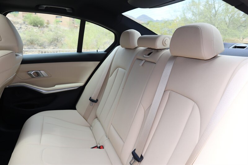 Used 2021 BMW 330e w/ Convenience Package RWD image 34