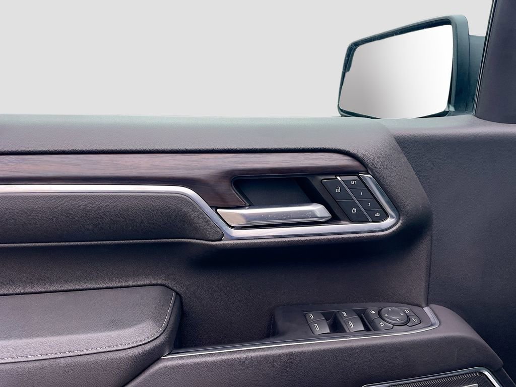 Used 2023 GMC Sierra 1500 SLT image 9