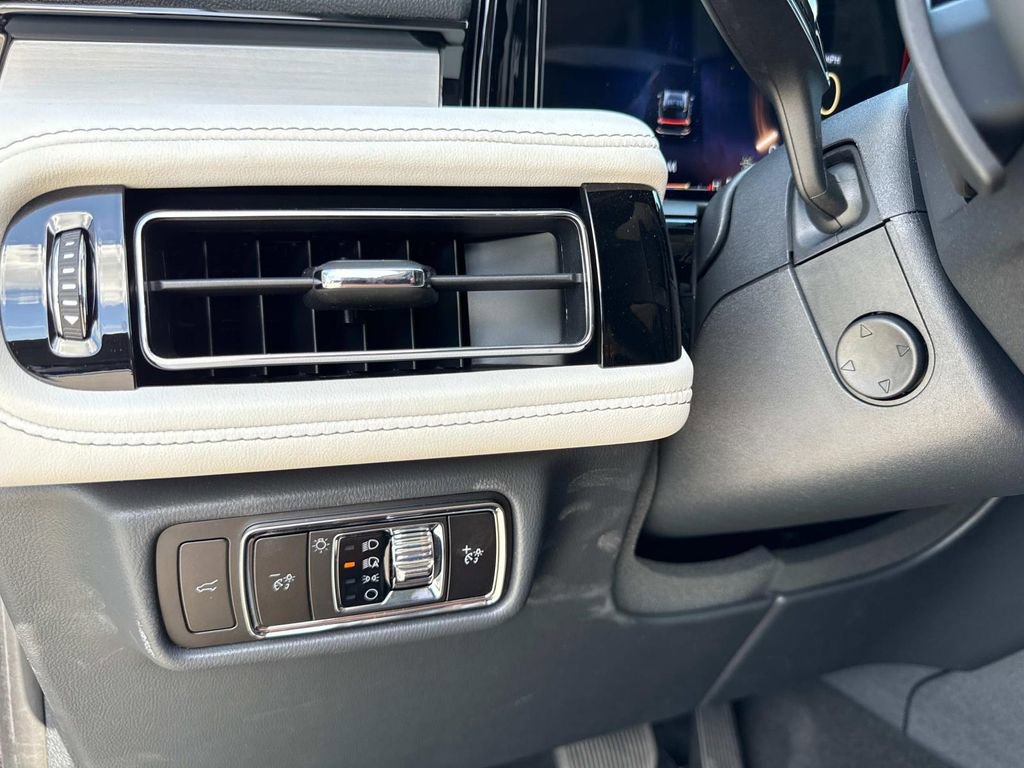 New 2025 Lincoln Aviator Reserve image 32