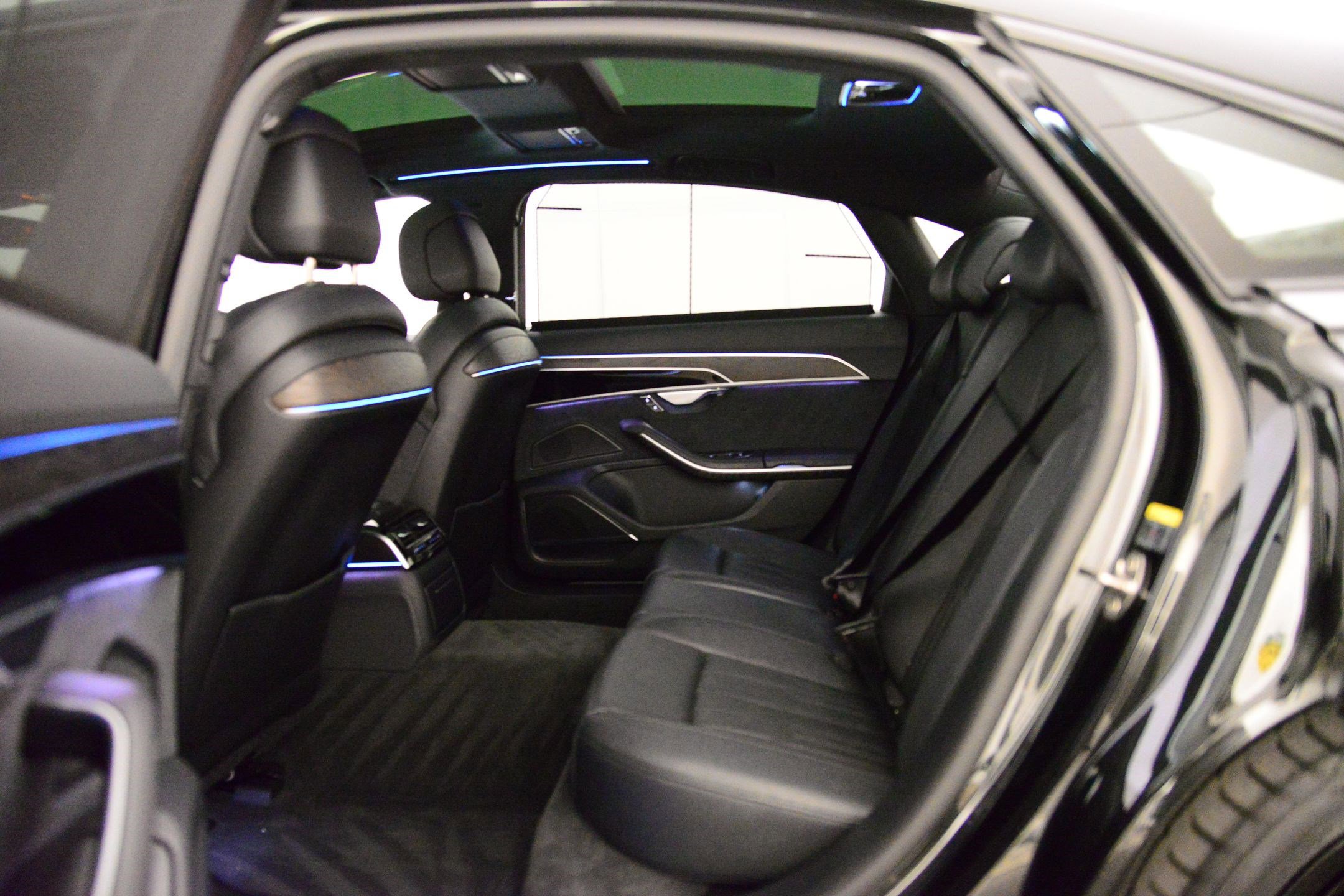 Used 2022 Audi A8 L 3.0T image 11