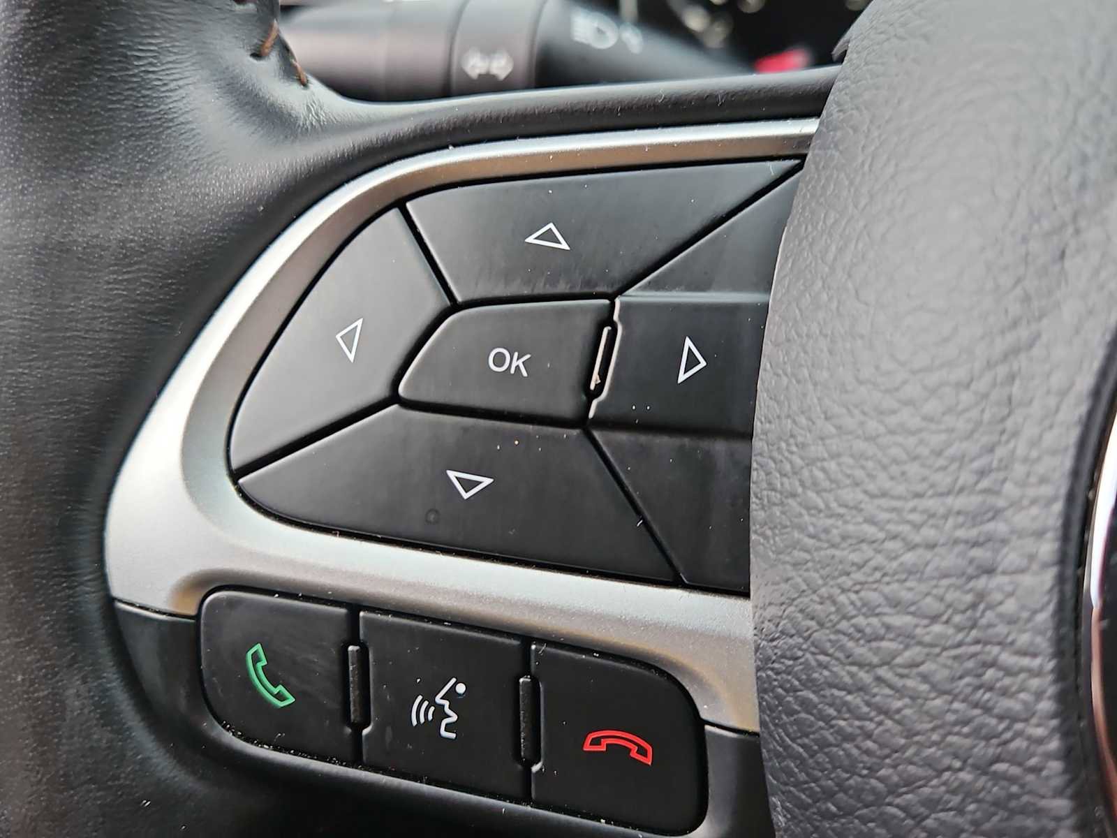 Used 2019 Jeep Compass Latitude w/ Popular Equipment Group image 23