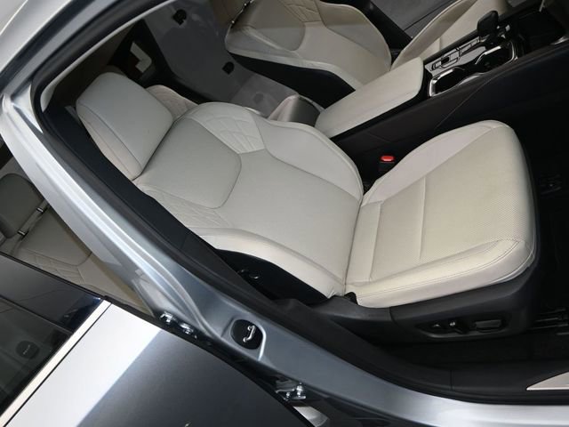 Used 2024 Lexus RX 350 FWD w/ Technology Package image 18