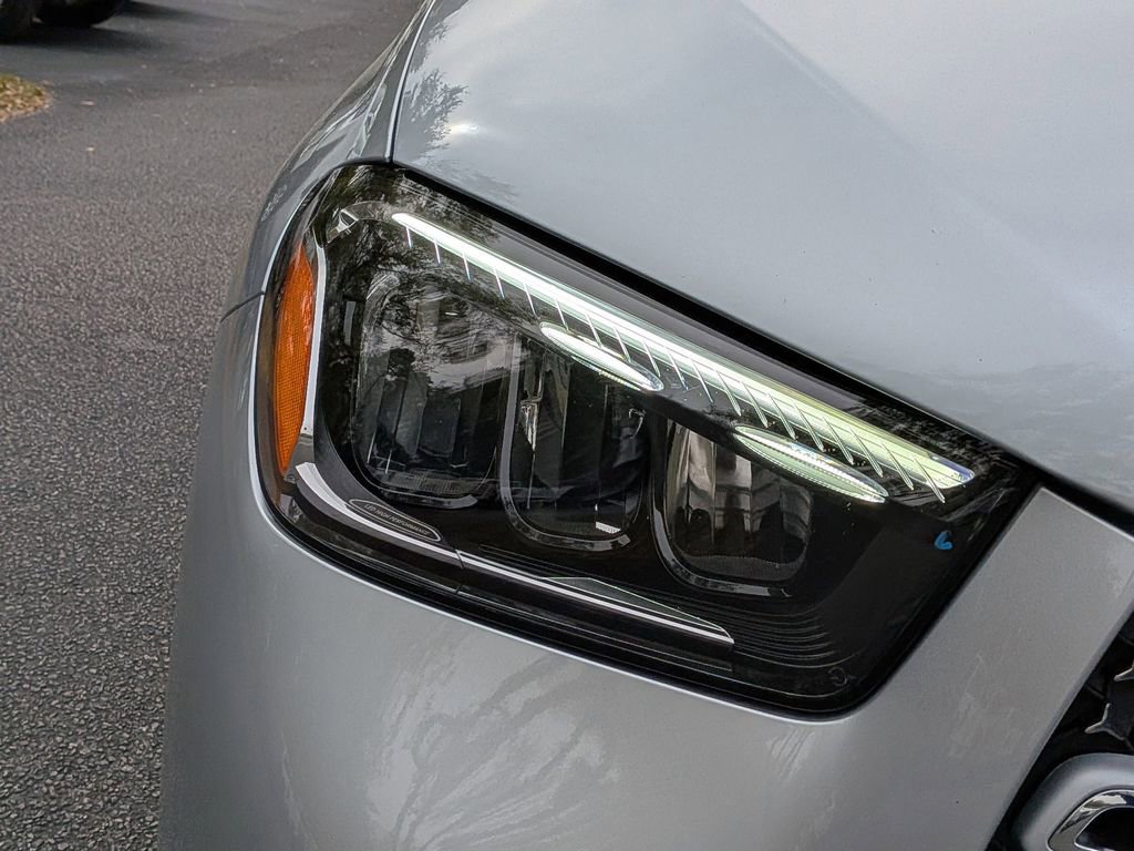 Used 2025 Mercedes-Benz GLE 350 4MATIC image 9