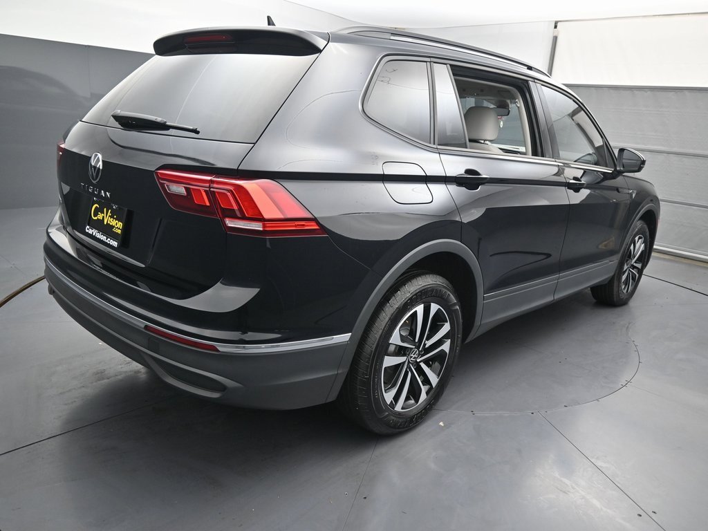 Used 2024 Volkswagen Tiguan S image 13