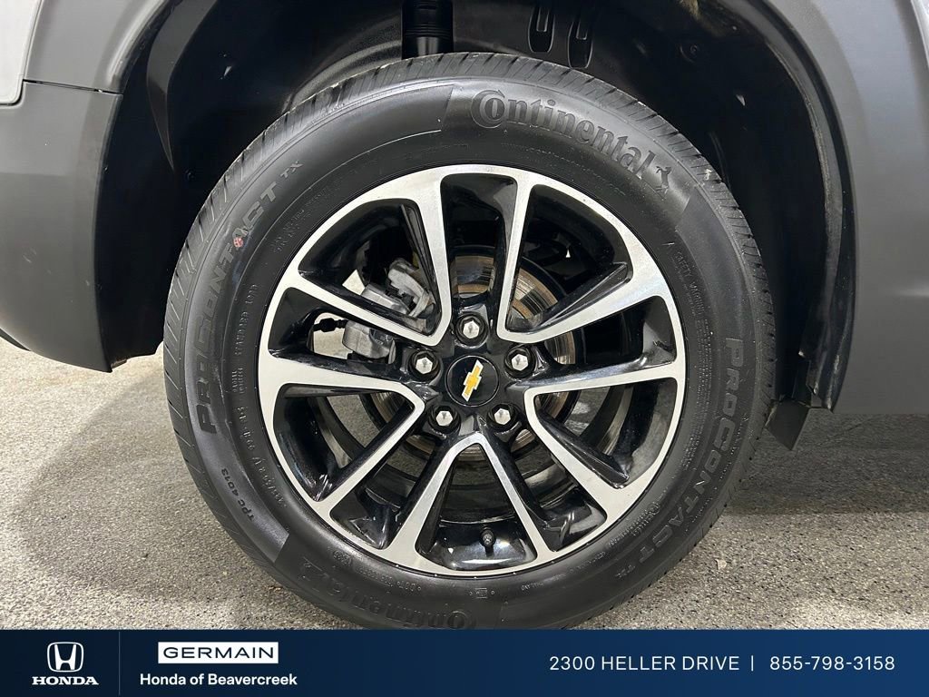 Used 2025 Chevrolet TrailBlazer LT AWD/4WD image 28