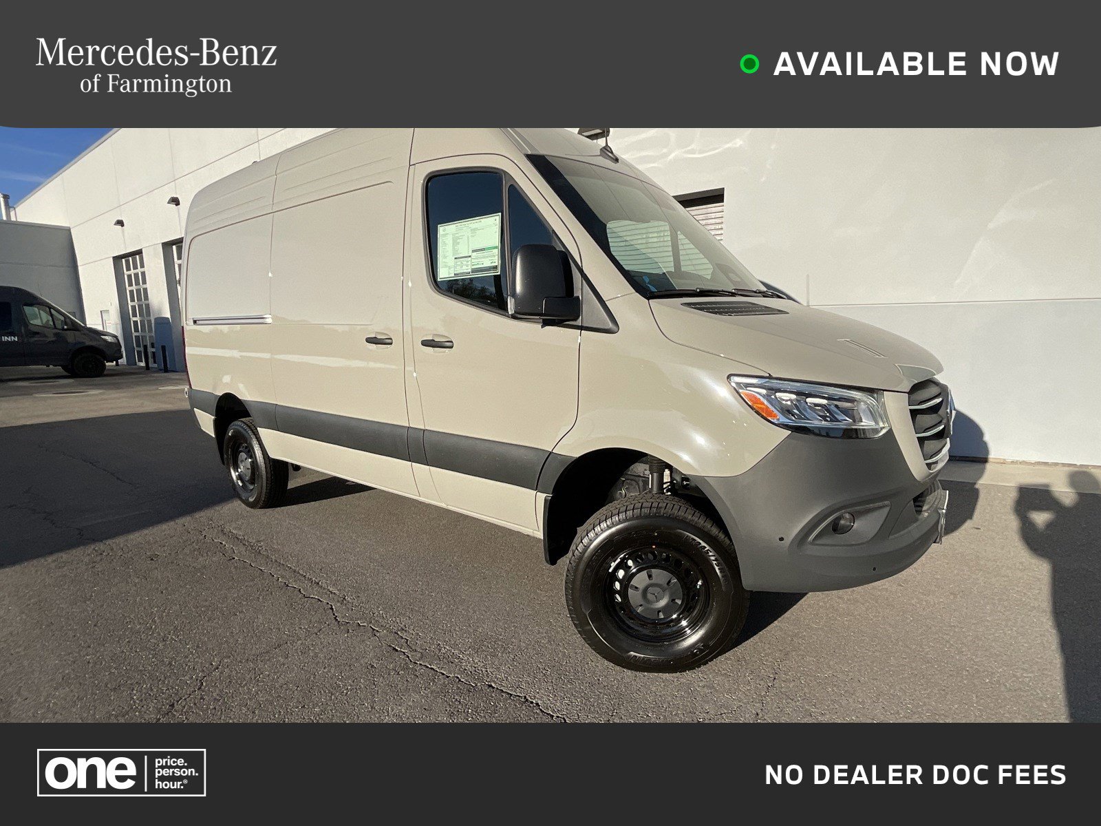 Used 2025 Mercedes-Benz Sprinter 2500 image 1